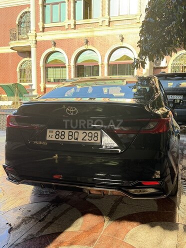 Toyota Camry-7