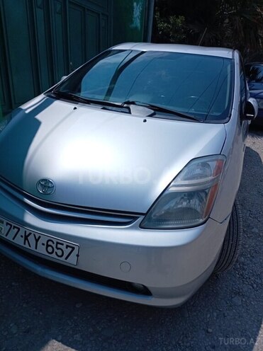 Toyota Prius-2