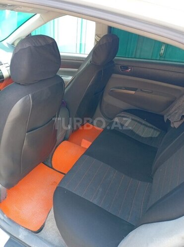 Toyota Prius-4