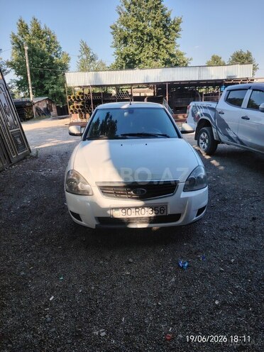 LADA (VAZ) Priora-1