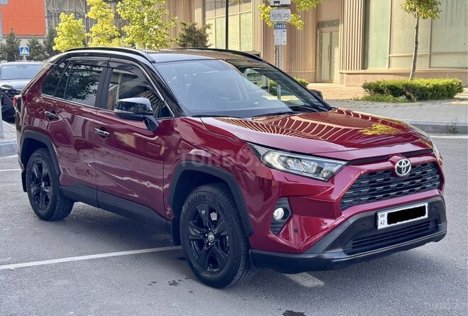 Toyota RAV4-3