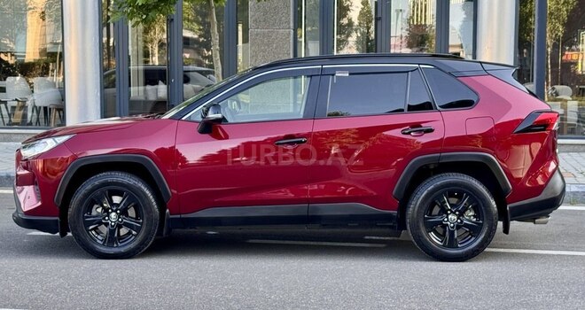 Toyota RAV4-7