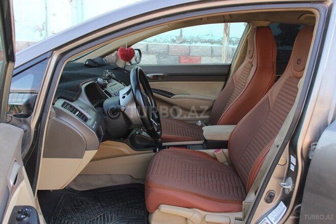 Honda Civic-9