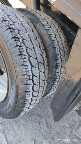 Ford Transit-13