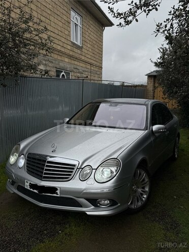 Mercedes E 320-4