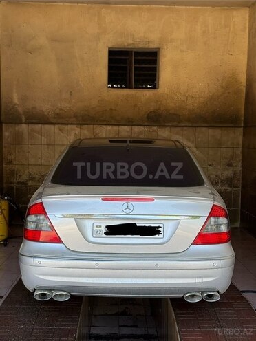 Mercedes E 320-5