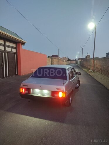 LADA (VAZ) 21099-4
