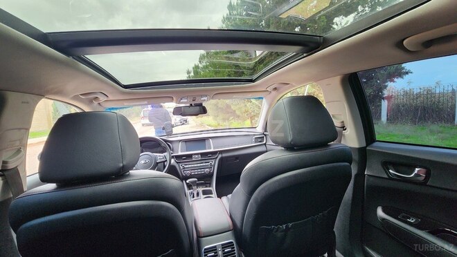 Kia Optima-13