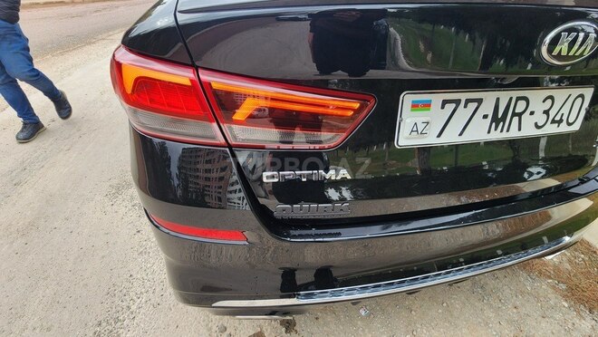 Kia Optima-4