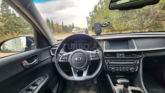 Kia Optima-12