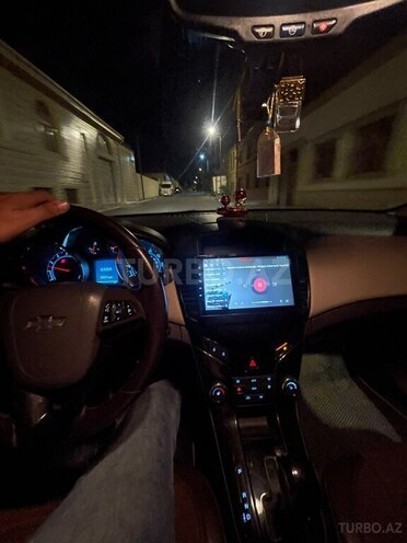 Chevrolet Cruze-8