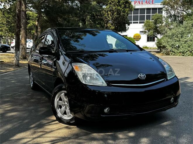 Toyota Prius-2