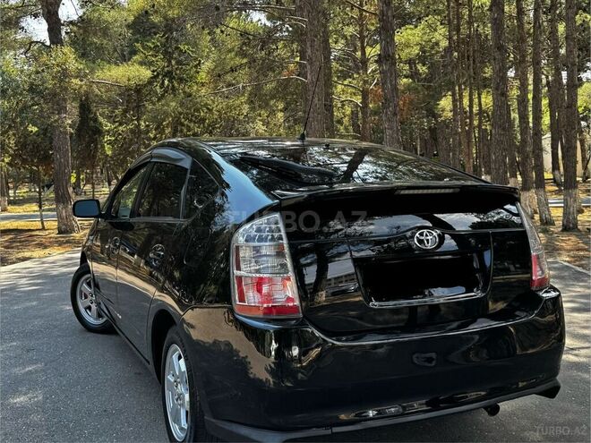 Toyota Prius-7