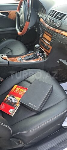 Mercedes E 230-8