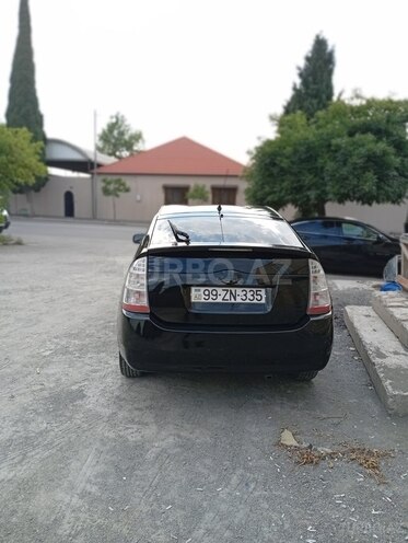 Toyota Prius-2