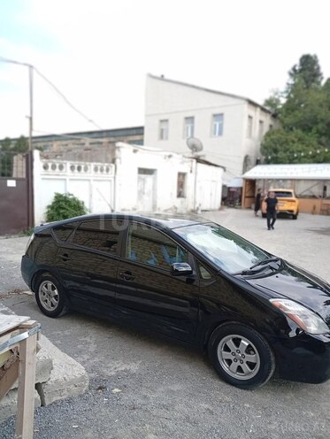 Toyota Prius-3