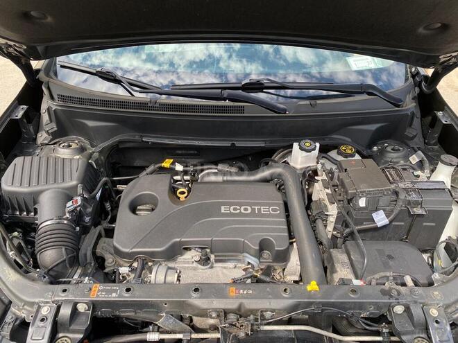 Chevrolet Equinox-12