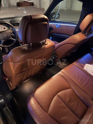Mercedes E 350-10