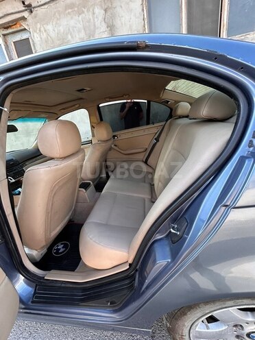 BMW 323-6