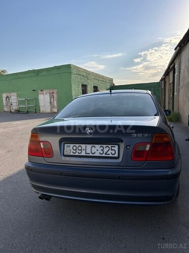BMW 323-3