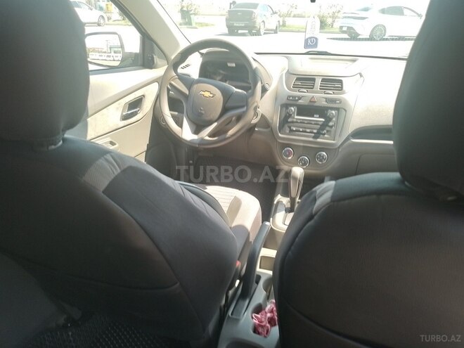 Chevrolet Cobalt-10