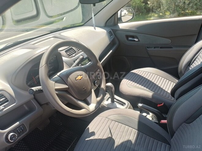 Chevrolet Cobalt-8