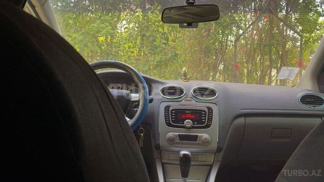 Ford Focus-9