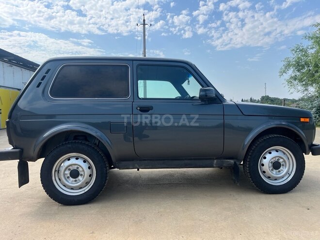 LADA (VAZ) Niva-4