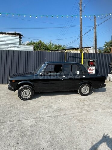 LADA (VAZ) 2107-5