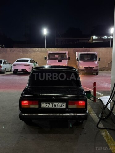 LADA (VAZ) 2107-2