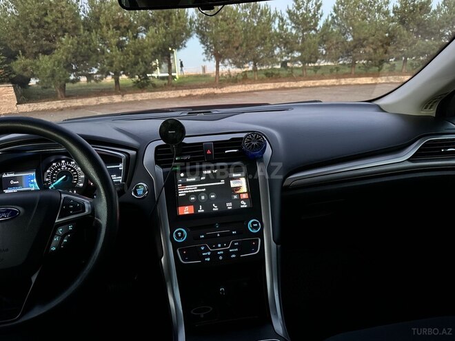 Ford Fusion (North America)-12