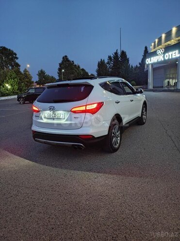 Hyundai Santa Fe-7