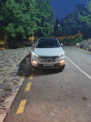 Hyundai Santa Fe-9