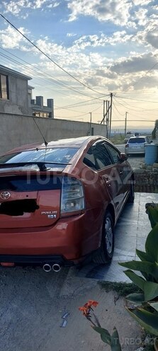 Toyota Prius-4