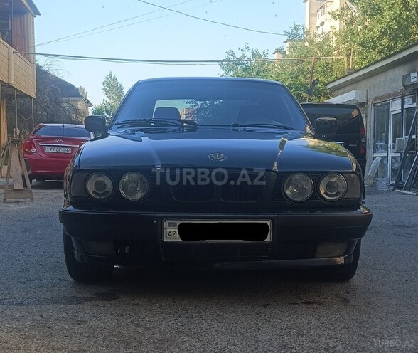 BMW 520-1