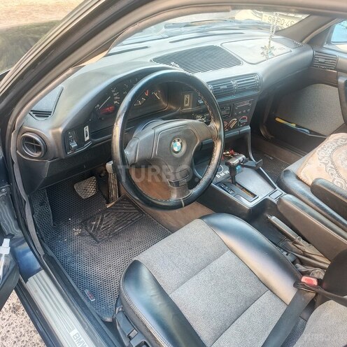 BMW 520-5