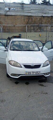 Daewoo Gentra-1