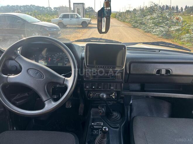 LADA (VAZ) Niva-9