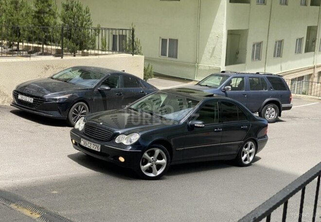 Mercedes C 240 4MATIC-7