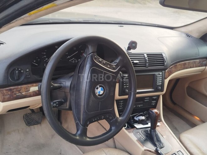 BMW 530-8