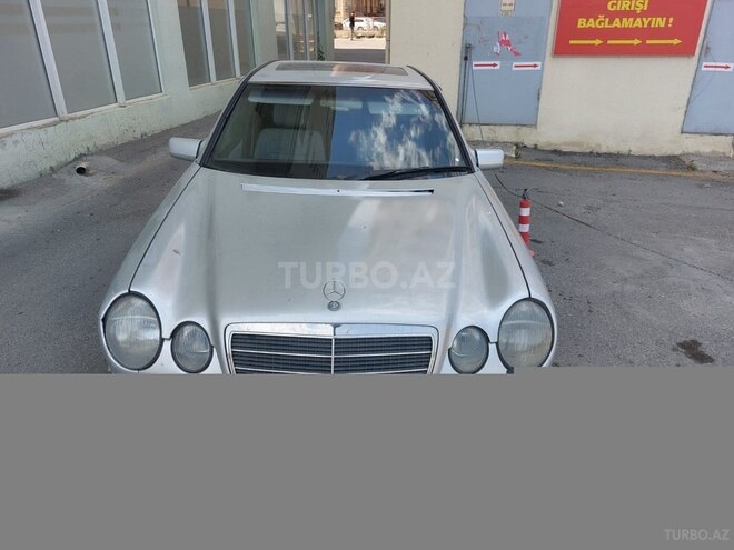 Mercedes E 230-2
