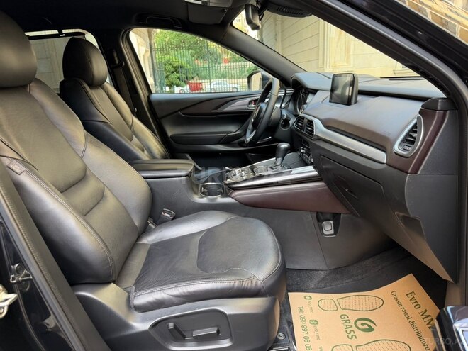 Mazda CX-9-10