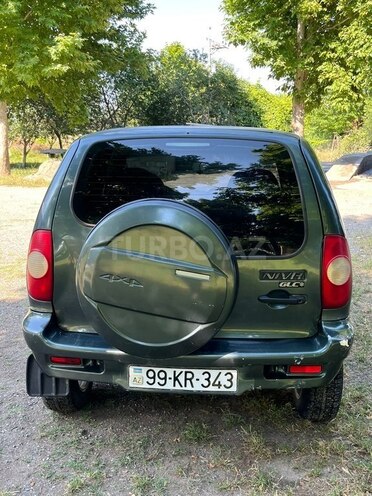 Chevrolet Niva-2