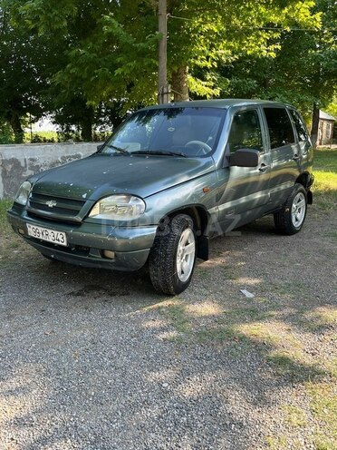 Chevrolet Niva-7