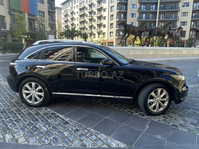 Infiniti FX35-4
