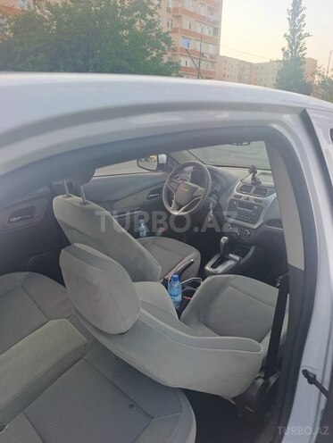 Chevrolet Cobalt-8