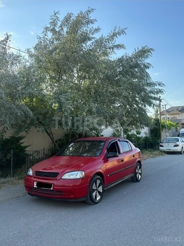 Opel Astra-2