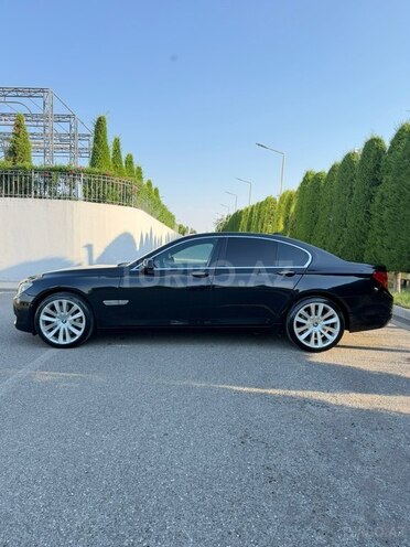 BMW 740-3