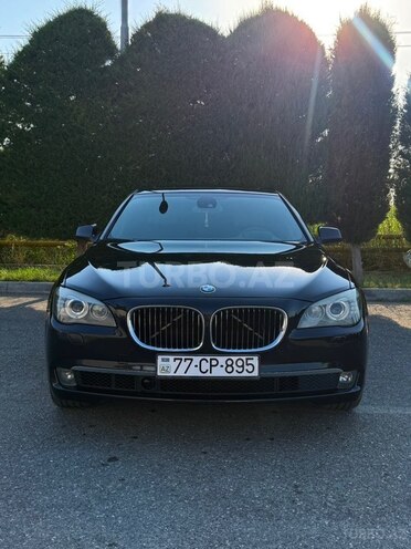 BMW 740-1
