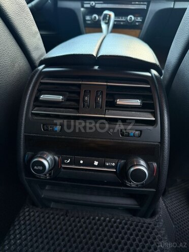 BMW 740-8